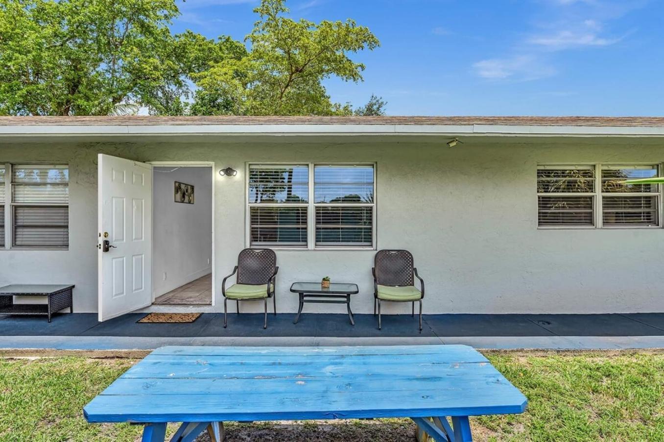 Modern 2Br Oasis Mins To Beach & Casino Db2 Dania Beach Exterior foto