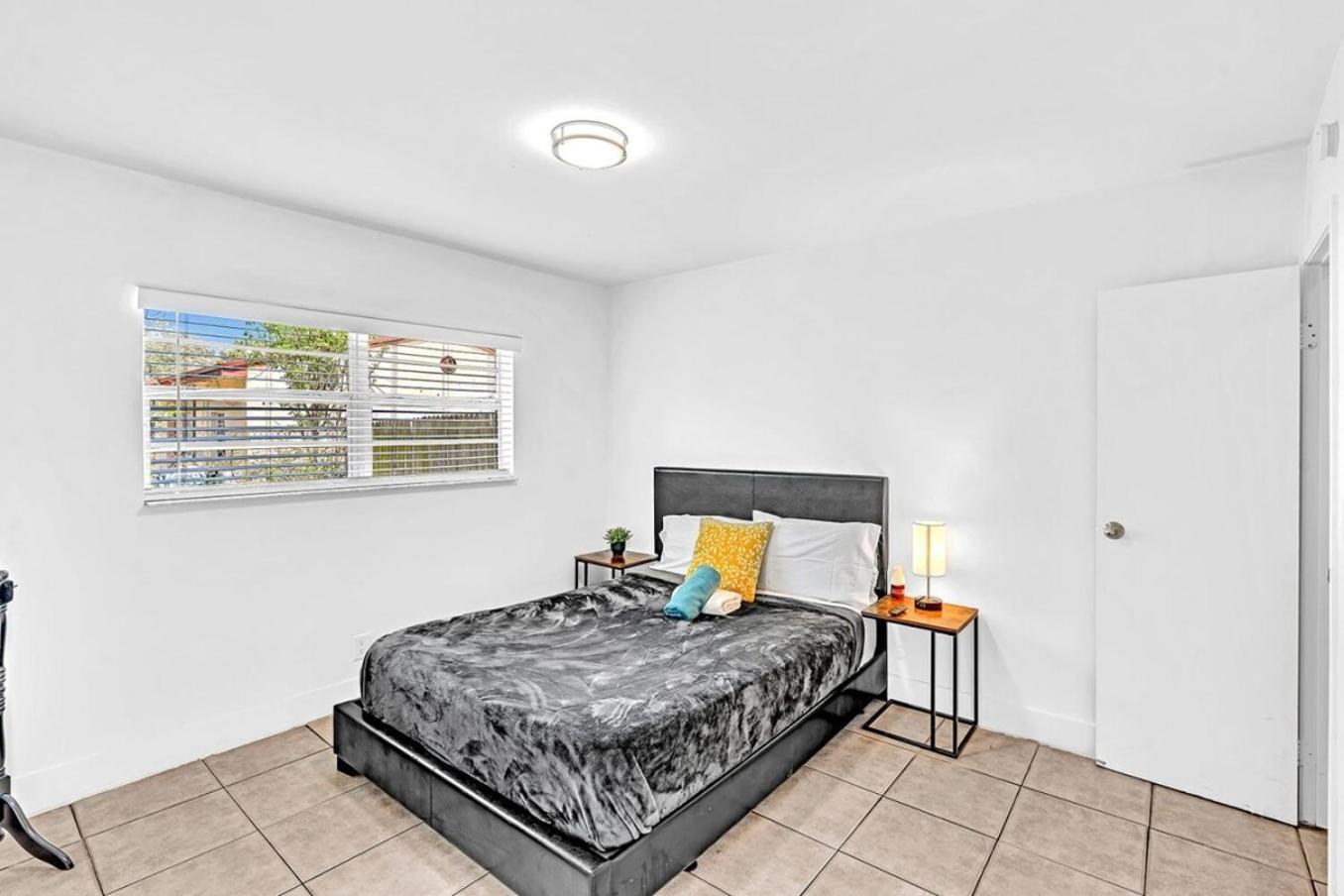 Modern 2Br Oasis Mins To Beach & Casino Db2 Dania Beach Exterior foto